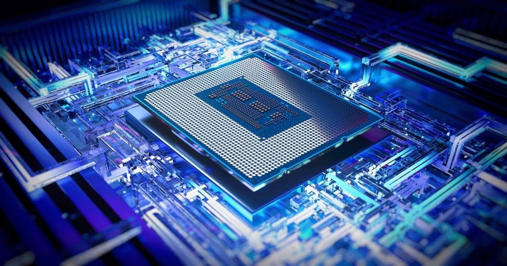 پردازنده‌ها‌ی چند هسته‌ای بر روی هر پلت فرم سخت افزاری کامپیوتری مدرن کار می‌کنند. تقریباً همه کامپیوترهای شخصی و لپ‌تاپ‌های امروزی در برخی از مدل‌های پردازنده چند هسته‌ای ساخته می‌شوند.